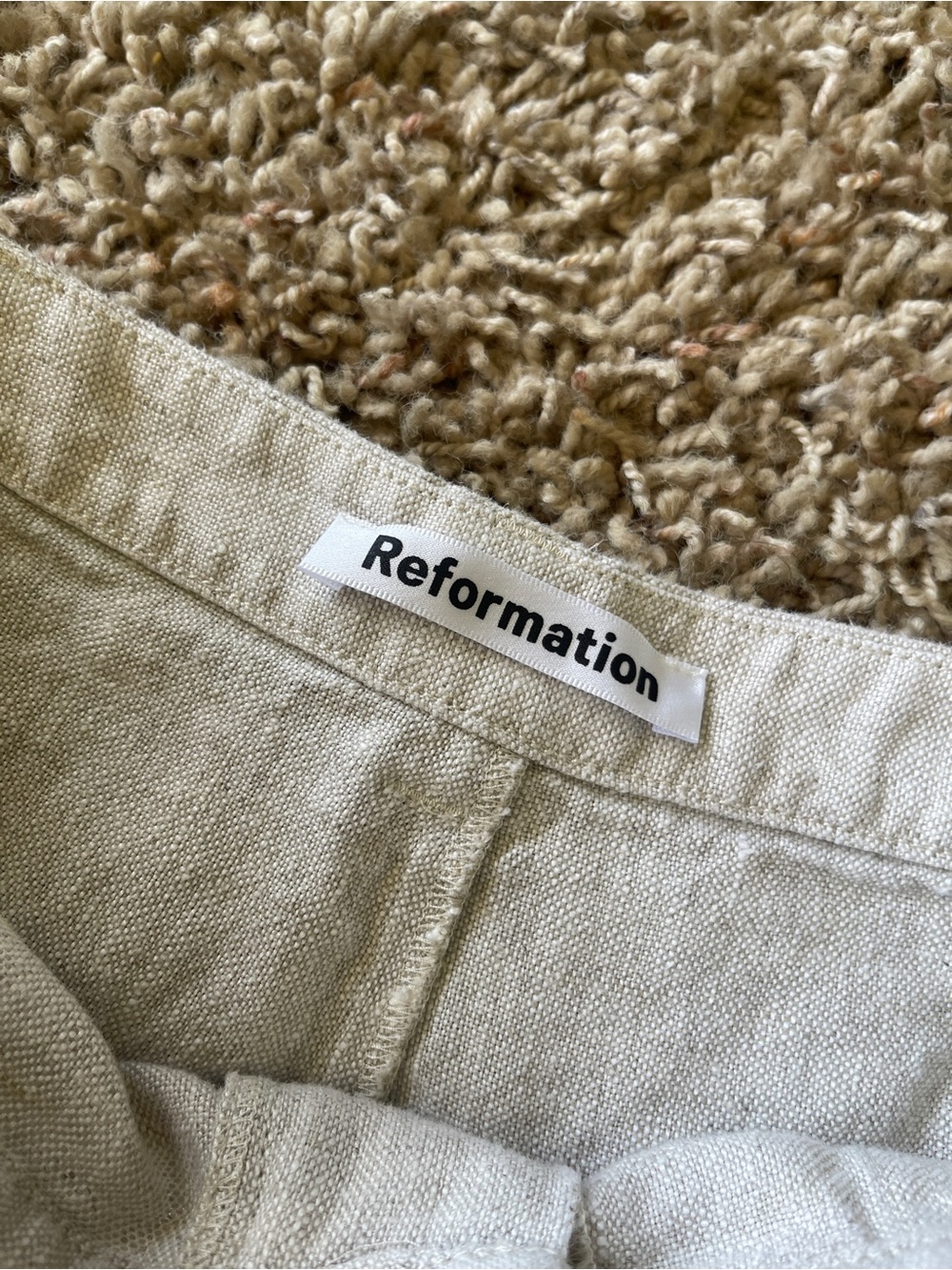 Reformation linen shorts - Picture 3 of 7